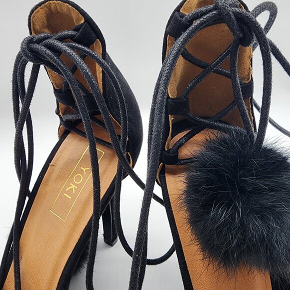 Yoki Elise  Women's Velvet Heels with Pom Poms Size 9.5 Black - Picture 10 of 14